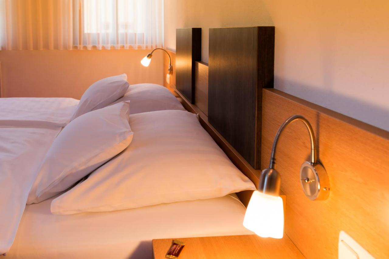Hotel Pension Treppengasse Nr. 5 Altenburg Bagian luar foto